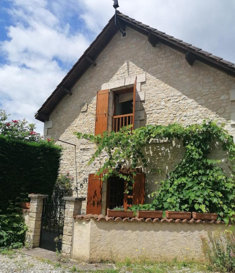 Villa La Fee Bleue Limeyrat Exterior foto